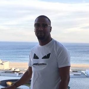 Meet your Posher, Derek